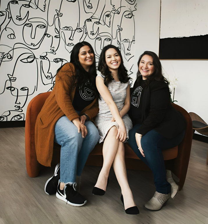 dr bella nguyen with her dental team