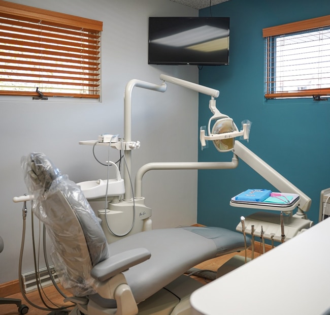 Northeast-Family-Dental-Care-Elgin-Dentist-Office-Team