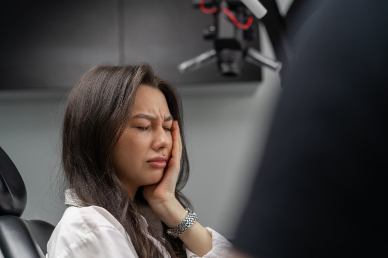 Featured image for “Why a Toothache Can Cause Facial Pain: Unraveling the Causes”