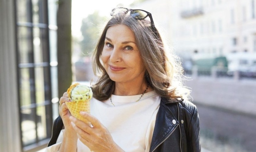 foods you need to eat after dental implant surgery